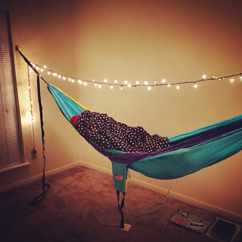 Indoor Eno Time Hammock In House, Hammock Hangout, Hammock Setup, Indoor Hammock Hanging, Hammock Life, Indoor Hammock Bed, Hammock In Bedroom, Eno Hammock, Hammock Stands