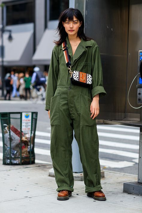 Coveralls Styling, Figure Hiding Outfits, Coveralls Outfit, Green Jumpsuit Outfit, New York Glamour, Coverall Outfit, Dickies Coveralls, Midsize Outfits, Coverall Jumpsuit