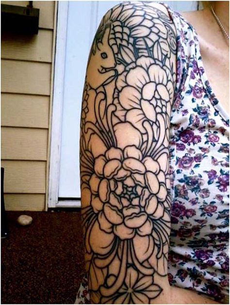 Bold lines Sleeve Outline, Tank Tattoo, Cool Arm Tattoos, Tattoos For Women Half Sleeve, Muster Tattoos, 4 Tattoo, Estilo Real, Tattoo Designs For Girls, Best Tattoo Designs