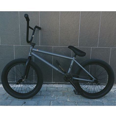 @courageadams just built up a new bike with a bunch of our 2016 product that… Bmx Bike Parts, Bmx Dirt, Bmx Street, Vintage Bmx Bikes, Road Bike Vintage, Bmx Parts, Bmx Bicycle, Bmx Freestyle, New Bike