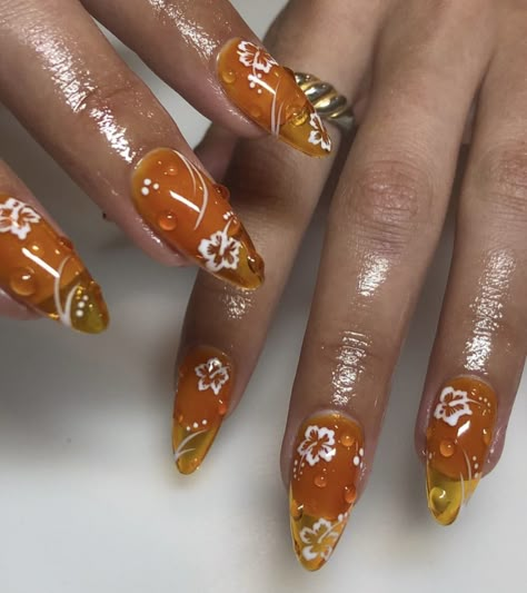 Sandy Liang Nails, Vacation Nail Inspiration, Summer Nails Hawaii, Water Nails Design, Orange Gel Nails, Orange Nail Art Designs, Tokyo Nails, Nail Art Orange, Toddler Makeup