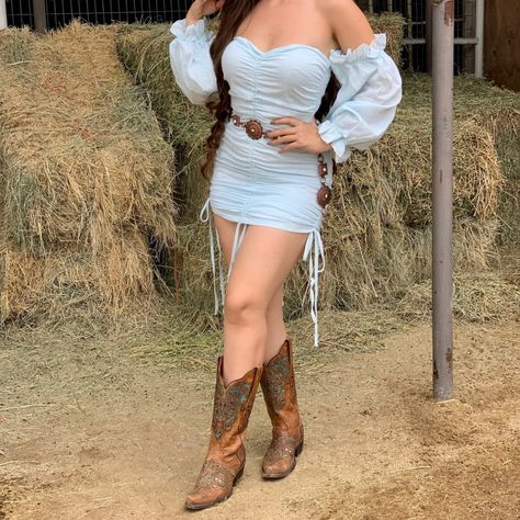 Brand New With Tags Dress Vaquera Outfit, Vaquera Party Outfit, Vaquera Dress Outfit, Cowgirl Outfits Dress, Vaquera Outfit Mexican Dress, Dress And Boots Outfit Country, Ranch Wedding Outfit Guest, Rancho Outfit Mexican, Tequila Outfit