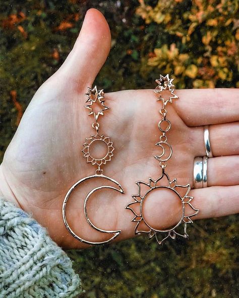 Goddess Shoes, Goddess Earrings, You Are My Moon, Sun Goddess, Gold Moon, Moon And Star, Moon Goddess, Moon Earrings, Lovely Earrings