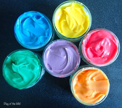 Cornstarch Paint, Diy Silly Putty, Edible Sensory Play, Corn Starch And Water, Messy Play Activities, Dressing Recipes Thanksgiving, Learn Through Play, Homemade Paint, Easy Toddler Activities