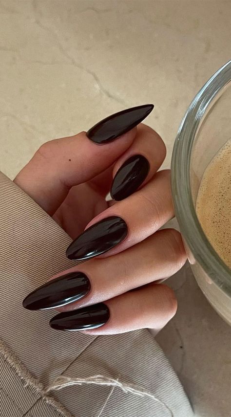 Fall Nails, Fall Nail Ideas, Autumn Nails, Autumn Nail Ideas, Autumn Nail Colours, Fall Nail Designs, Fall French Manis Professional Nail Designs, Matted Nails, Nail Care Diy, Modern Nail Art, Nails Autumn, Natural Nail Care, Autumn Nail, Coffee Nails, Autumn Ideas