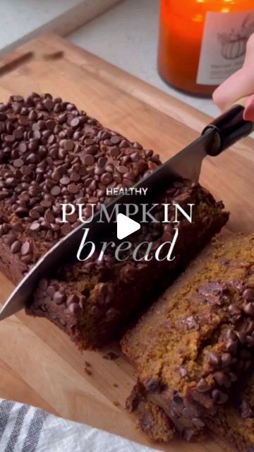 Brownie Baked Oatmeal, Vegan Pumpkin Bread, Flax Eggs, Healthy Pumpkin Bread, Can Pumpkin, Resep Brownies, Chocolate Chip Bread, Pumpkin Chocolate Chip Bread, Gf Flour