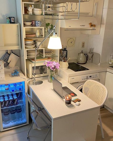 South Korea Apartment, Korea Apartment, Studio Apartment Kitchen, Tiny Bedroom Design, Studio Apartment Living, Micro Apartment, Aesthetic Bedroom Ideas, Apartment Makeover, Old Apartments