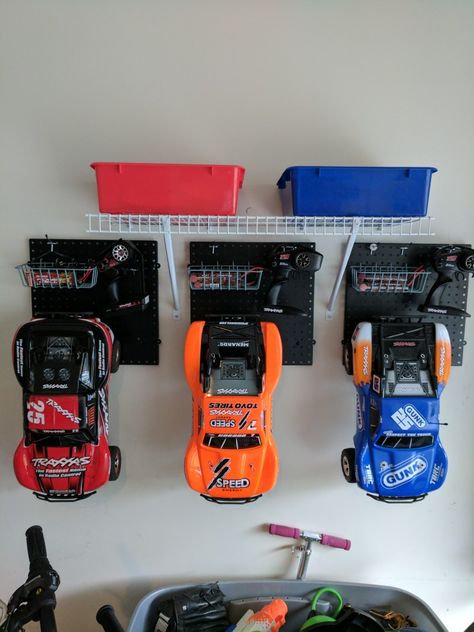 Remote Control Cars Storage, Rc Car Organization, Rc Car Display Ideas, Power Wheels Storage Garage, Hoverboard Storage Ideas, Rc Car Storage Ideas Diy, Rc Storage Ideas, Rc Truck Storage Ideas, Rc Car Storage Ideas