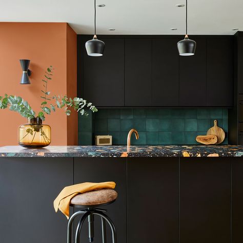 Black kitchen ideas – dark designs for cabinets, worktops and feature walls that set a stylish tone Black Walls Kitchen, Black Kitchen Ideas, All Black Kitchen, Kitchen Feature Wall, Modern Black Kitchen, Persian Cuisine, Black Kitchen Cabinets, Dark Kitchen, Dark Kitchen Cabinets