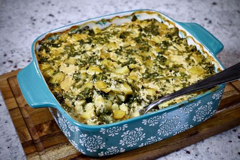 Kale & Potato Bake | The Whole Food Plant Based Cooking Show Kale Potato, Wfpb Vegan, Plant Based Cooking, Pregnancy Meals, Vegan Pregnancy, Baked Kale, Vegan Casserole, Whole Food Plant Based, Potato Bake