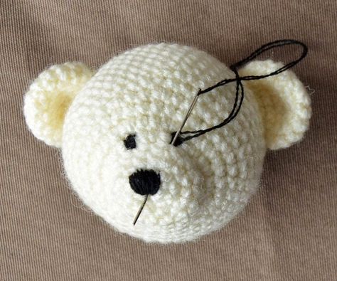 Hand Embroidery: a Personal Touch to Amigurumi | LillaBjörn's Crochet World Hand Embroidery Plush Eyes, Crochet Figures, Crochet Eyes, Crochet Teddy Bear Pattern, Crochet Bouquet, Knitting Patterns Toys, Hand Embroidery Videos, Crochet Teddy Bear, Crochet Teddy