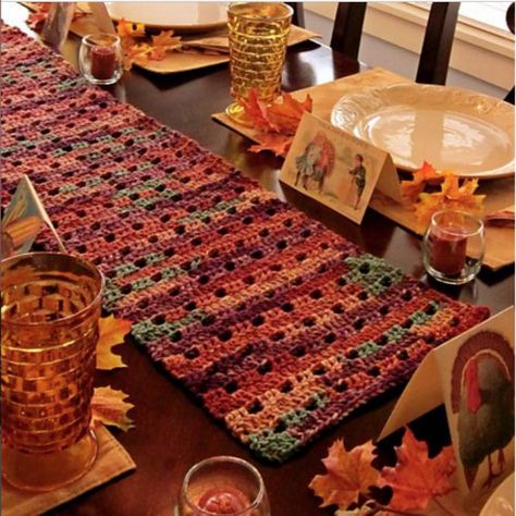 Crochet Thanksgiving, Table Crochet, Crochet Runner, Thanksgiving Crochet, Runner Inspiration, Thanksgiving Table Runner, Ravelry Crochet, Crochet Placemats, Fall Crochet Patterns