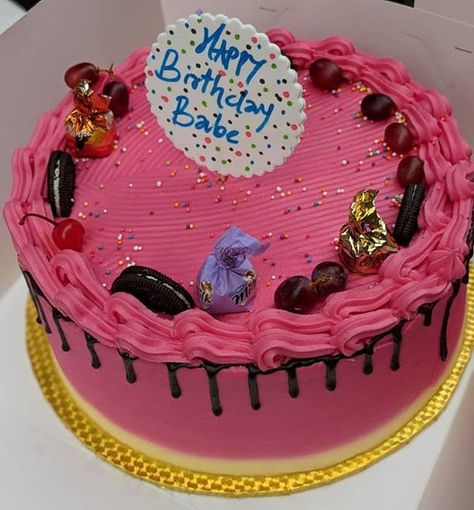 Picture Of Cake Birthday, Pictures Of Birthday Cakes, Simple Birthday Cake Designs, Gucci Cake, Cake Design Tutorial, Buttercream Birthday Cake, Student Images, Bts Cake, Cakes Design