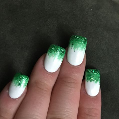 St Patrick day nails St Patricks Nail Designs, St Patrick Day Nails Acrylic, Shamrock Nails, Irish Nails, Sant Patrick, Saint Patrick Nail, St Patricks Day Nails, St Pats, Thanksgiving Nails