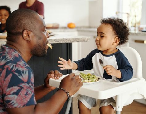 Play Experiences Eylf Outcomes, Verbal Behavior, Hot Fan, Learning Framework, Early Childhood Teacher, Collaborative Learning, Emotional Wellbeing, Spectrum Disorder, Early Childhood Education