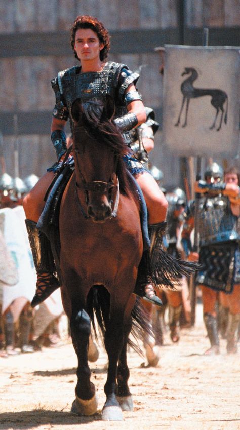 Troy - Movie Still Troy Film, Troy Movie, Mounted Shooting, Cowboy Action Shooting, Eric Bana, Cowboy Up, Celebrity Photo, Photo Site, Orlando Bloom