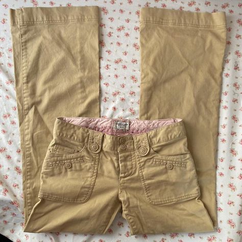 insane vintage y2k early 2000s american eagle cargo... - Depop Early 2000s Cargo Pants, Vintage American Eagle, Little Top Big Pants, 2000s Pants, 2000s Japanese Fashion, Y2k Early 2000s, Pretty Bras, Swaggy Outfits, Early 2000s