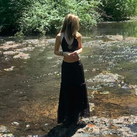 Black Boho Clothes, Maxi Skirt Alt Outfit, Long Black Skirt Grunge, Grunge Vacation Outfits, Black Maxi Skirt Outfit Aesthetic, Black Maxi Skirt Outfit Ideas Summer, Asheville Outfits, Gothic Hippie Aesthetic, Dark Hippie Aesthetic