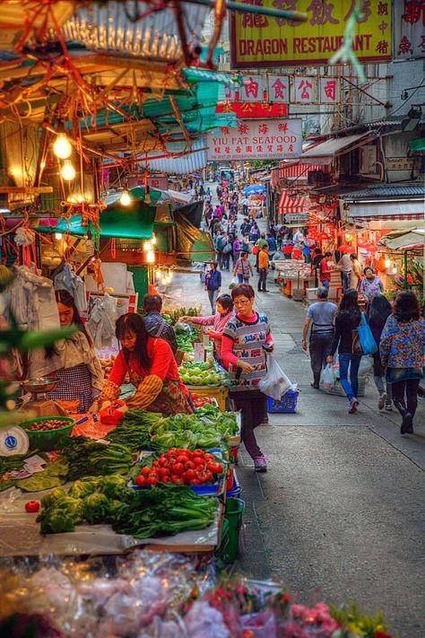 Hong Kong Street, Hong Kong Travel, Outdoor Market, Street Market, People Shopping, China Travel, Macau, Places Around The World, Asia Travel