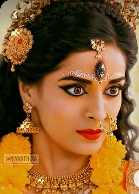 #wattpad #random hehe I too wanna start a theme's book that's why.. peep into know. Mahakali Serial, Parvati Maa, Mahishasura Mardini, Navratri Devi Images, Latest Bridal Makeup, Indian Goddess Kali, Bengali Bridal Makeup, Pooja Sharma, Beginner Henna Designs