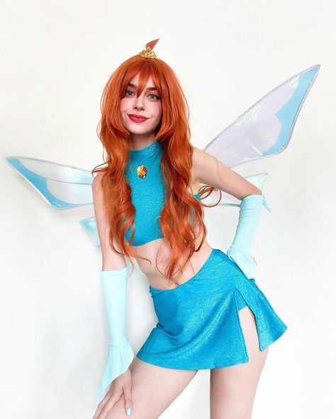 Blossom Winx Club Costume, Winx Bloom Costume, Bloom Winx Club Costume, Winx Club Costumes, Bloom Costume, Bloom Cosplay, Happy 20 Birthday To Me, Main Character Syndrome, Red Head Halloween Costumes