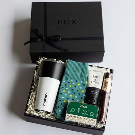 Gift Box Ideas For Men, Best Father's Day Gifts, Celebration Box, Diy Gifts For Men, Gift Baskets For Men, Gift Box For Men, Cool Fathers Day Gifts, Day Day