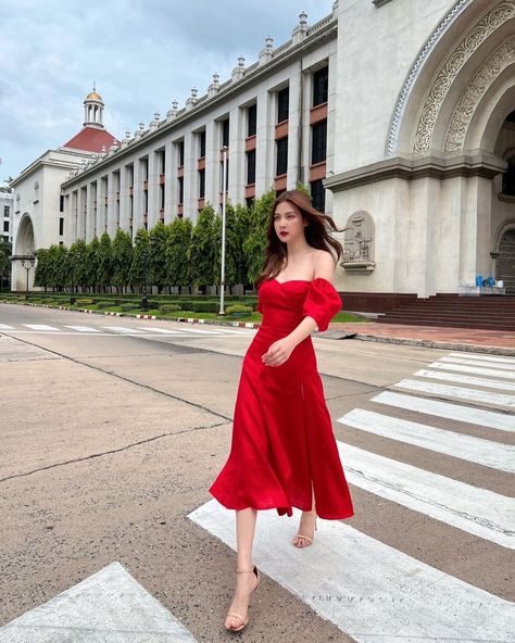 Pimchanok Luevisadpaibul, Red Fitted Dress, Baifern Pimchanok, Korean Fashion Dress, Fitted Dress, Fern, Red Formal Dress, Party Wear, Off Shoulder Dress