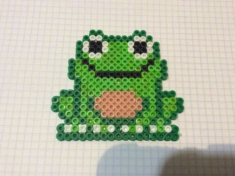 Frog Pearl Bead, Frog Hama Beads, Perler Pattern, Perler Projects, Frog Frog, Melty Bead Patterns, Hama Beads Design, Beads Designs, Melty Beads