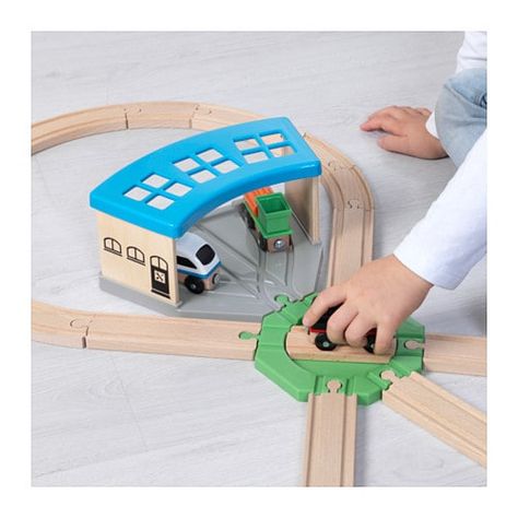 LILLABO Engine shed - IKEA Ikea Lillabo, Garage Accessories, Wooden Train, Logical Thinking, Train Set, Fine Woodworking, Toy Train, Recycled Wood, Wagons