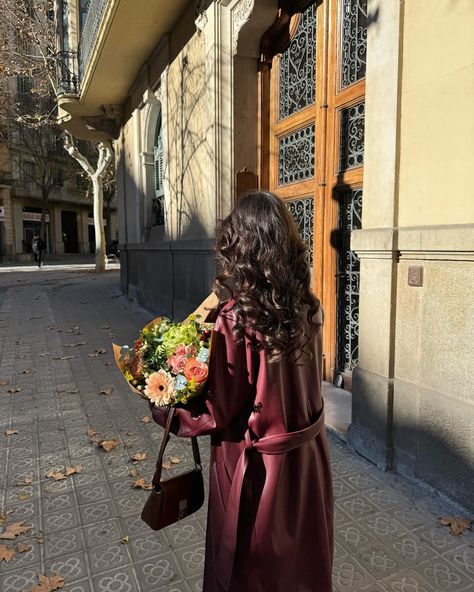 I don’t have a dog :( so I walk my flowers :) Heavenly Clothes, Aesthetic Photoshoot, Beautiful Aesthetic, Alyssa Milano, April 4, Instagram Inspo, Life Inspiration, Vintage Hairstyles, My Flower