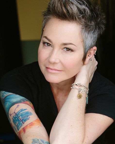 Kim Rhodes Kim Rhodes Hair, Briana Buckmaster, Jody Mills, Kim Rhodes, Ruth Connell, Supernatural Fans, Supernatural Funny, Saved Pins, Female Celebrities