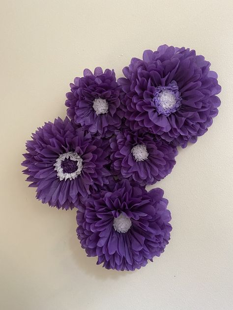 Paper Flower Backdrop Diy, Hanging Craft Ideas, Purple Tissue Paper, Purple Home Decor, Paper Flower Art, Purple Ring, Baby Shower Purple, Hanging Craft, Paper Flower Wall Decor