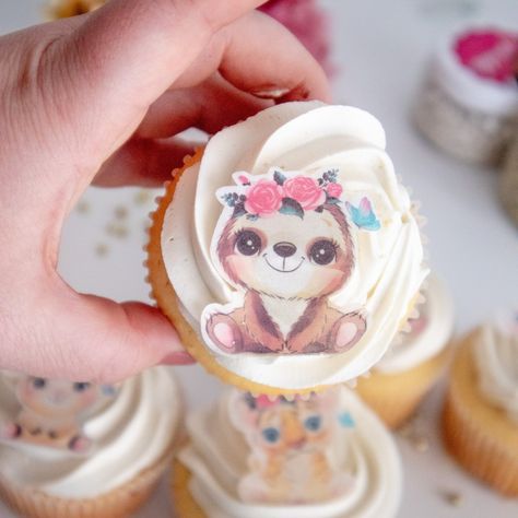 These precut wafer paper cupcake and cookie toppers are simply too cute! They're the cherry on top for your baby shower or kids' party treats. ORDER: https://www.crystalcandy.co.za/product/cute-baby-animals-cupcake-toppers/ 🏩ONLINE SHOP: www.crystalcandy.co.za 📱WhatsApp chat group for bakers: WhatsApp +27 74 260 0566 🟢Whatsapp Orders: +27 74 260 0566 🎥FREE TUTORIALS ON YOUTUBE: https://www.youtube.com/channel/UCr7aZRL6sH9rxvRUGipkxYA 🛑Inspiration on Pinterest: https://za.pinterest.com/cryst... Kids Party Treats, Animal Cupcakes, Wafer Paper, Paper Cupcake, Party Treats, Cherry On Top, Too Cute, Free Tutorial, Cupcake Toppers