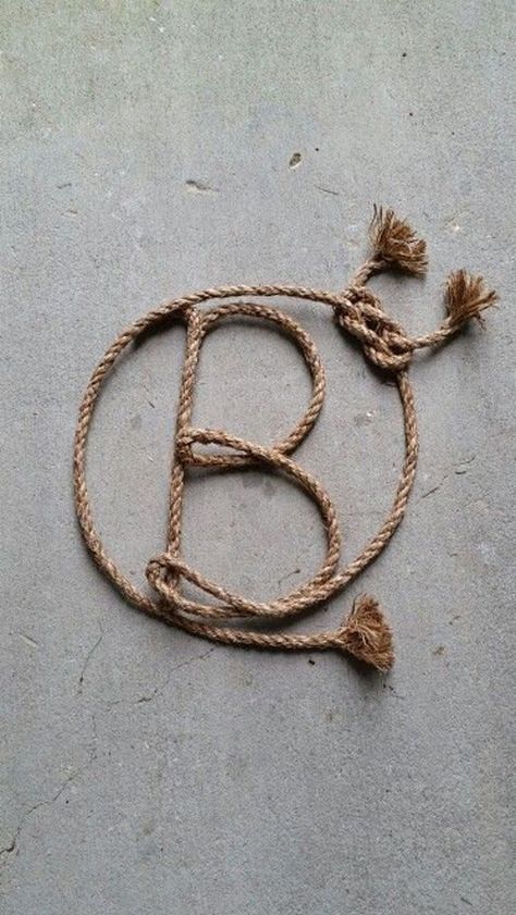 Western/nautical Rope Art: Initial Lasso - Etsy Diy Rope Design, Cowboy Bedroom, Nautical Themed Bedroom, Diy Western, Small Basement Bathroom, Cowgirl Bedroom, Basement Bathroom Design, Western Nursery, Themed Bedrooms