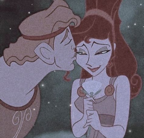 Meg And Hercules Aesthetic, Vintage Cartoon Couple Aesthetic, Iconic Couples Cartoons, Couple Cartoon Characters Disney, Kiss Cartoon Aesthetic, Hercules And Meg Aesthetic, Meg From Hercules Aesthetic, Iconic Couples In Movies Cartoon, In Love Cartoon Aesthetic