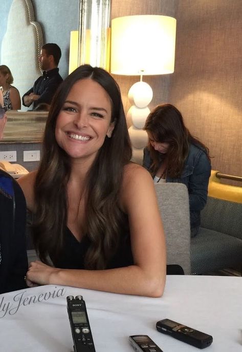 Yara Martinez, Jane The Virgin, Human Form, My Girl, Human, Quick Saves