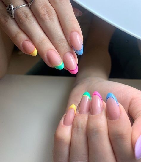 Two Tone French Tip Nails Almond, Double Tip Nails, Upside Down French Nails, Double Line French Tip Nails, Two Tone French Tip Nails, Croatia Nails, Double French Tip Nails, Traditional French Manicure, Double French Nails