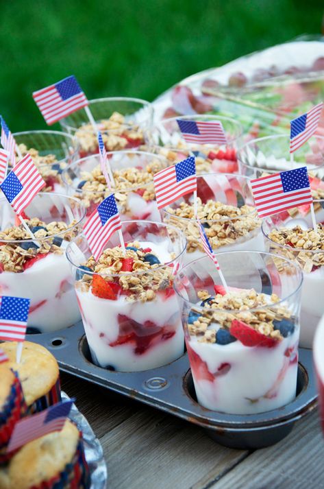 Veterans Breakfast Ideas, Fourth Of July Brunch Ideas, July 4th Breakfast Ideas, Veterans Day Brunch Ideas, 4th Of July Brunch Ideas, Fourth Of July Brunch, 4th Of July Brunch, Fourth Of July Food Breakfast, Fourth Of July Breakfast Ideas