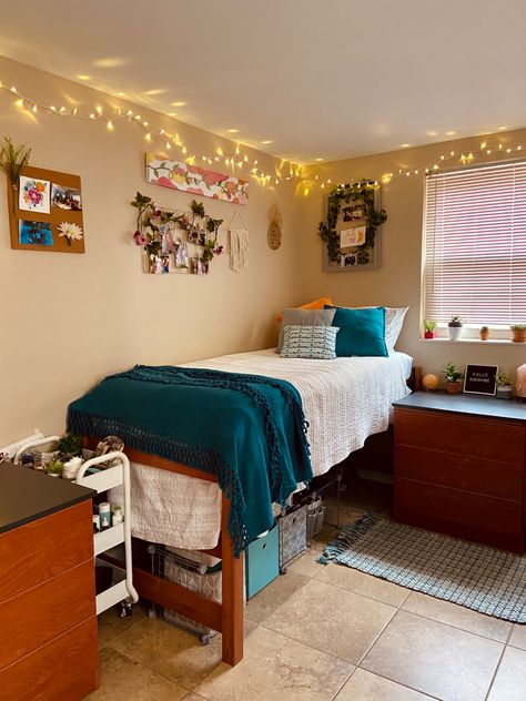 #dorm #dormdecor #love #boho Teal Dorm Room, Dorm Room List, Modern Dorm Room, Dorms Decor, Dorm Decor College, Dorm Room Decor Ideas, Beautiful Dorm Room, Dorm Headboard, College Dorm Room Inspiration