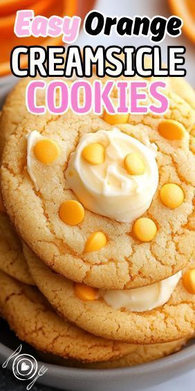 The tangy sweetness of oranges blended perfectly with creamy vanilla, all packed into a soft and chewy cookie. That’s exactly what you get with these Easy Orange Creamsicle Cookies. These… Orange Creamsicle Cookies, Creamsicle Cookies, Peach Pound Cakes, Carrot Cake Cheesecake, Easy Carrot Cake, Cookies From Scratch, Orange Cookies, White Chocolate Bar, Orange Creamsicle