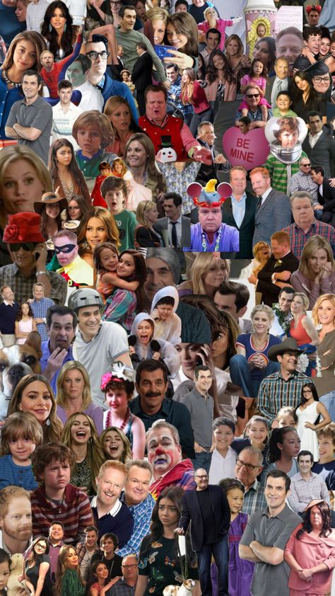 Never gets old 💗💗 Modern Family Wallpaper, Family Wallpaper, Phil Dunphy, Family Collage, Love Memes, Modern Family, Dance Moms, Family Pictures, Getting Old