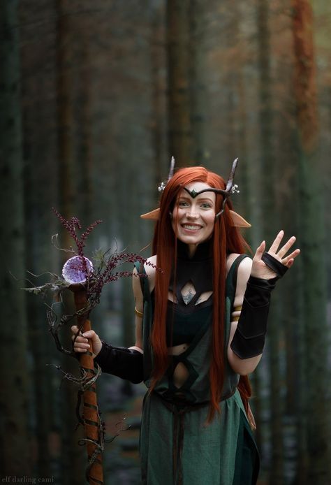 Critical Role Photoshoot, Female Druid Cosplay, Elf Druid Cosplay, Keyleth Vox Machina Cosplay, Vox Machina Cosplay, Keyleth Vox Machina, Mage Pose, Keyleth Cosplay Diy, Artemis Outfit