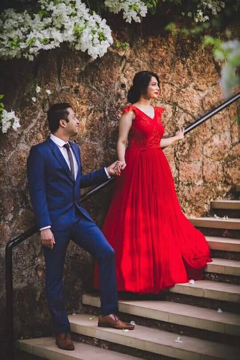 Red Gown Couple Photoshoot, Red Dress Couple Photoshoot, Red Gown Photoshoot, Lehenga Shoot, Prewedding Gown, Valentine Barbie, Couple Reference, Maternity Gown Photography, Couple Dps