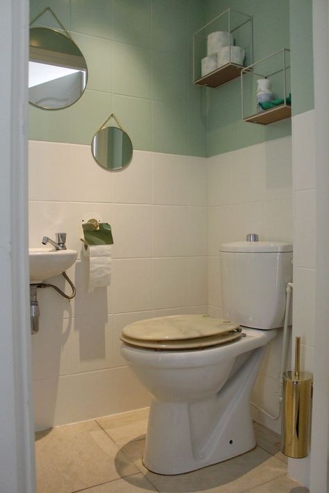 Toilet Paint Ideas, Painting Bathroom Tiles, Bathroom Wallpaper Ideas, Bathroom Redecorating, Tile Paint, Toilet Room Decor, Painted Bathroom, Small Toilet Room, Small Bathroom Makeover