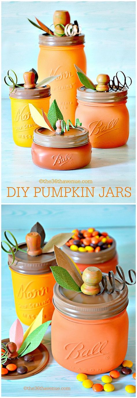 Crafts : DIY Pumpkin Jar Tutorial by the36thavenue.com Super cute and easy to make! Apple Mason Jar, Halloween Mason Jars, Fall Mason Jars, Mason Jar Projects, Autumn Crafts, Diy Pumpkin, Fall Projects, Fabulous Fall, Mason Jar Diy