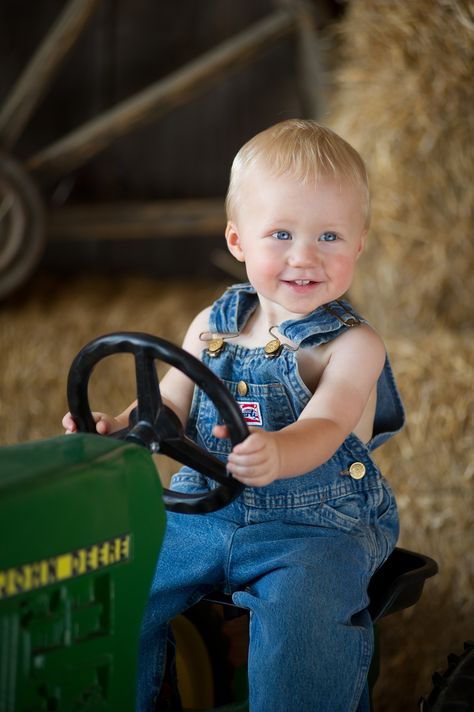 2nd Birthday Pictures, One Year Pictures, Photography Birthday, Tractor Photos, Tractor Pictures, 1st Birthday Pictures, Farm Pictures, First Birthday Pictures, Farm Kids