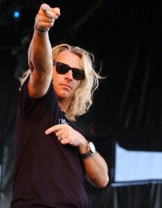 Ed Roland Collective Soul, Gorgeous Guys, Band Geek, Music People, Great Bands, Fav Celebs, Beautiful Songs, Punk Fashion, The Song