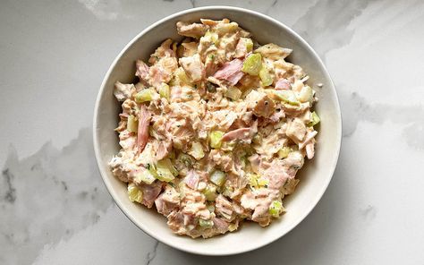 Smoked Chicken Salad, Food Dinner Ideas, Chicken Salad Recipe Easy, Texas Monthly, Smoked Food, Chicken Salad Sandwich, Eat Salad, Smoked Chicken, Smoked Food Recipes