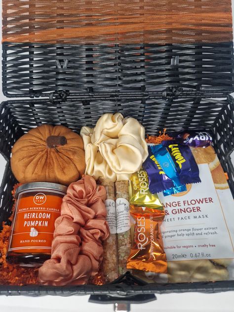 Candles Business, Autumn Birthday, Decorative Pumpkin, Birthday Hamper, Pumpkin Gift, Birthday Hampers, Gift For Your Girlfriend, Boo Basket, Spooky Gifts