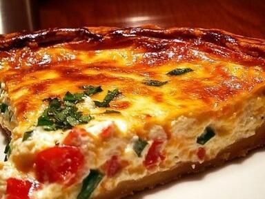 Irresistible Three Cheese Quiche Recipe: A Perfectly Savory Delight for Any Meal - NewsBreak Three Cheese Quiche, Wreath Pizza, Chile Relleno Casserole Recipe, Chipotle Chicken Pasta, Pizza Grilled Cheese Recipes, Balsamic Carrots, Cheese Quiche Recipe, Broccoli Pasta Recipe, Bacon Fried Cabbage